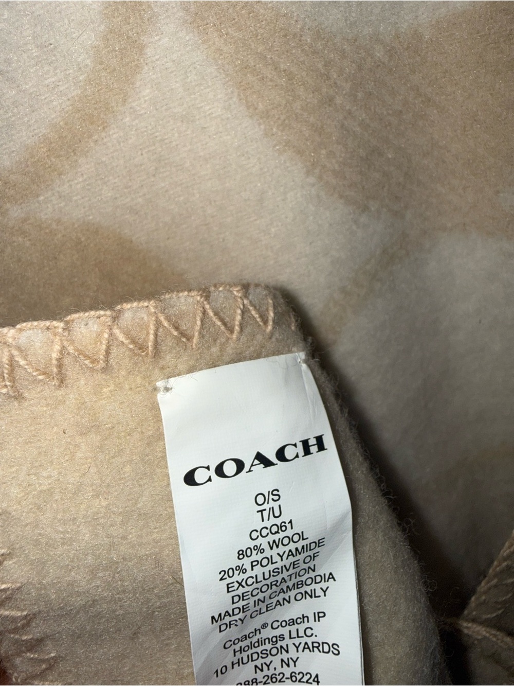 Coach Reversible Signature Cape in Cream and Tan OSFM - Picture 2 of 6